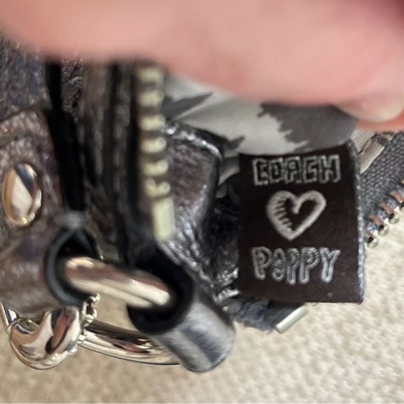 Coach Poppy Gunmetal Wristlet, EUC, clean bright interior, tag inside, 8 x5”